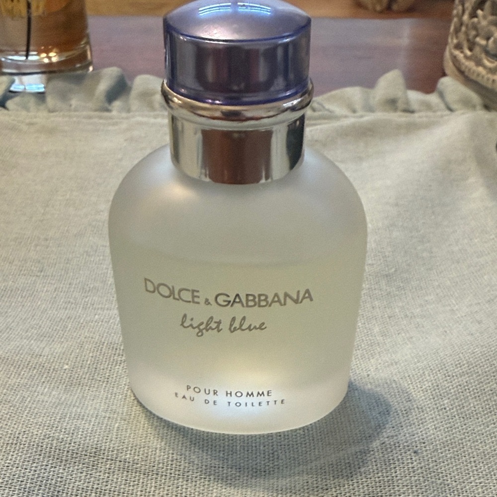 Dolce & Gabbana frosted bottle with silver and purple cap